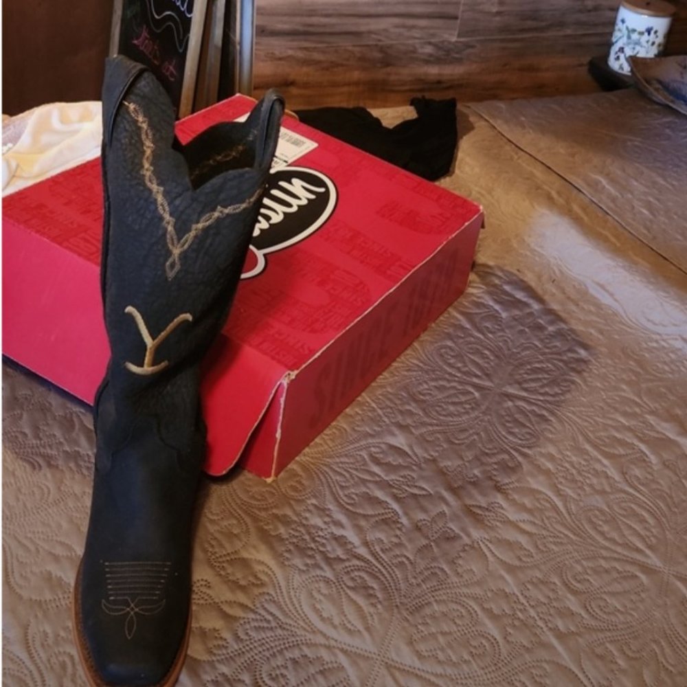 YellowstoneTV Boots